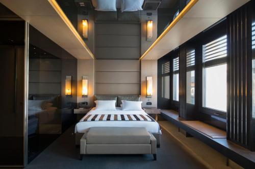 Key Hotel - image 8