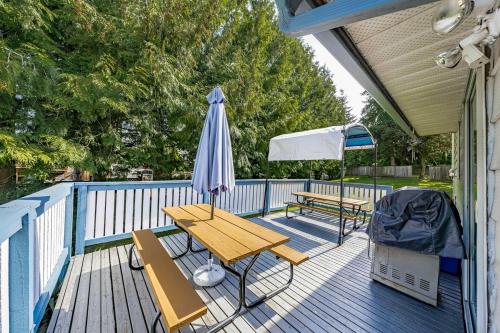 Cheap Cozy Beautiful Homestay in Surrey, Canada
