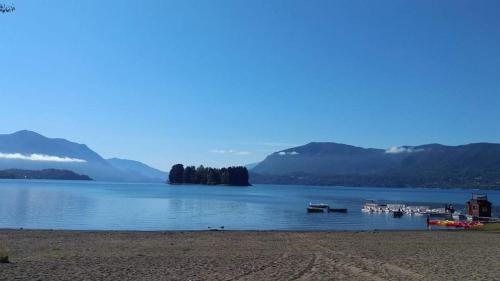 . CABAÑA pasos de la playa panguipulli