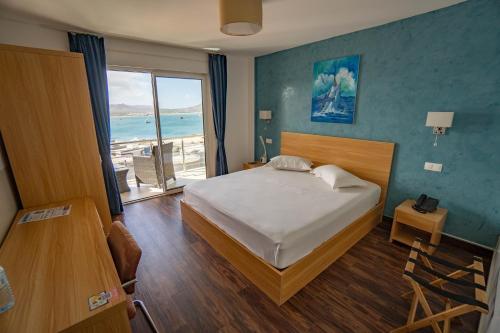 BLUE MARLIN HOTEL in Alto de Sao Nicolau