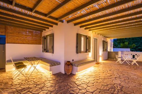 Valandou Guesthouses