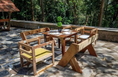 Ēdiens un dzērieni, Jungle Stay by Bilwa Estate in Shanivarasanthe