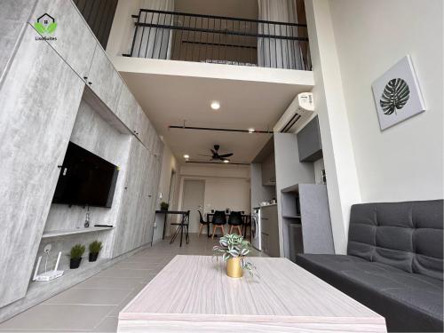 Tamarind Modern Duplex Cyberjaya - Tap to explore photos
