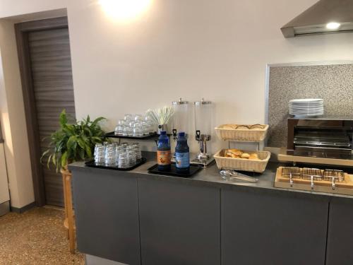 Hotel Cairoli - image 11