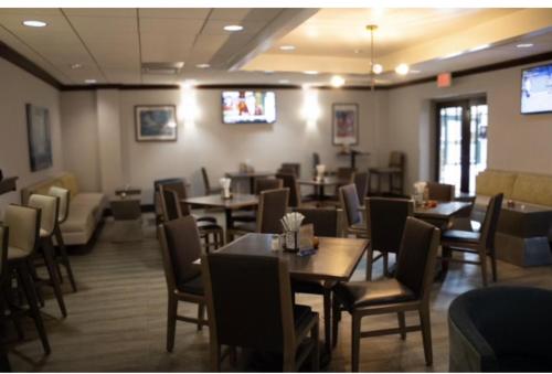 Holiday Inn Asheville - Biltmore West an IHG Hotel - image 23