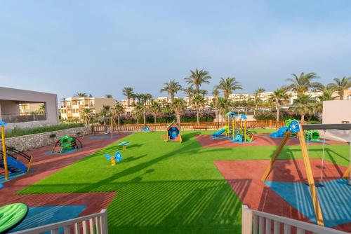 Horizon Beach Resort - image 2