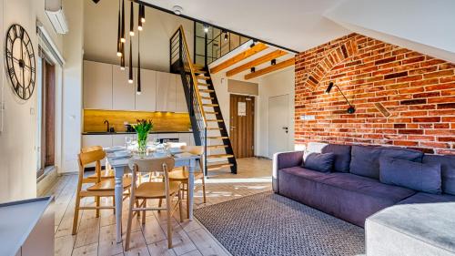 Apartamenty z basenem i saunami STONE HILL RESORT II VIP Centrum by Royal Aparts