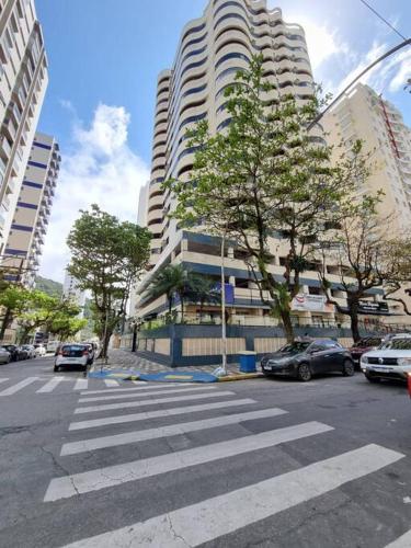 02 dorms c/suíte, 100m da Praia de Pitangueiras