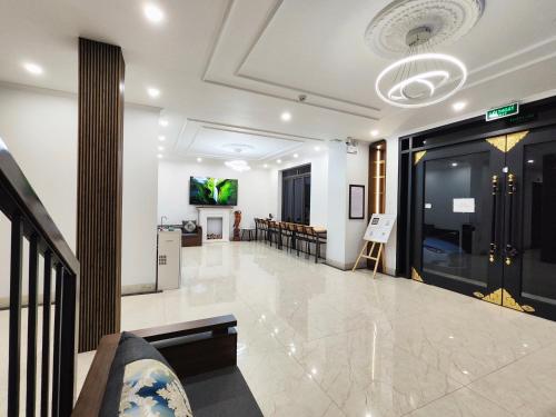 Apricot Garden Hotel