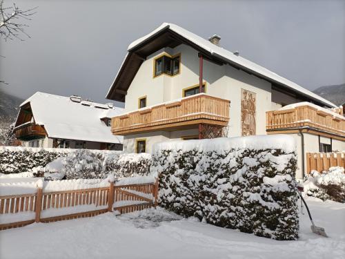  Haus Katris, Pension in Mauterndorf