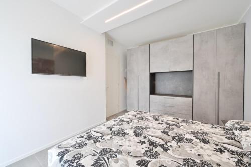 Two-Bedroom Apartment image 9