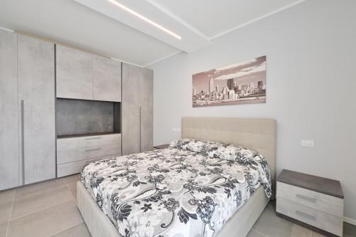 Two-Bedroom Apartment image 5