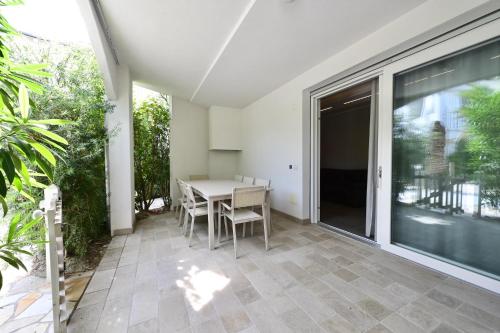 Two-Bedroom Apartment image 4