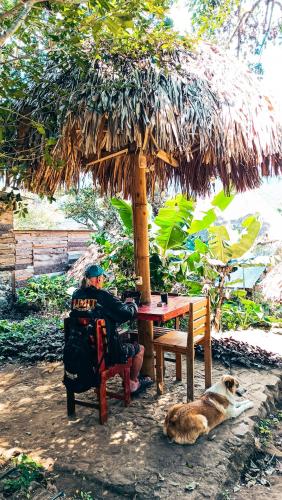 Jardín, Eco-Hotel Mayachik in San Juan La Laguna