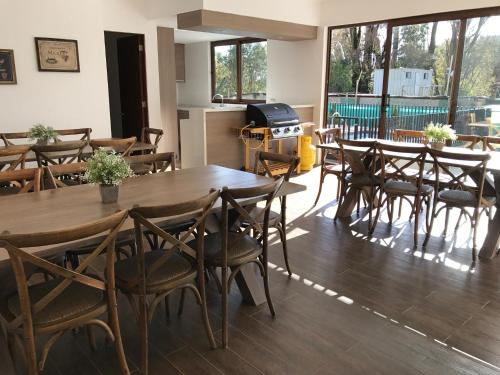 Three-Bedroom Townhouse image 9