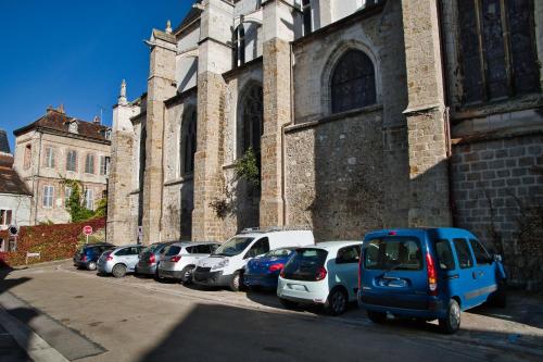 Logement spacieux centre Joigny 4 à 6 pers - Zen 2 (Logement spacieux centre Joigny 4 a 6 pers - Zen 2) in Joigny