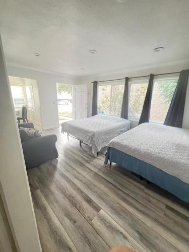 Little Bettys Cottage in Torrance, USA