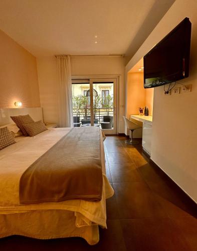 Light Guest House - image 9