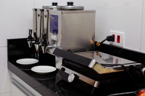 อาหารและเครื่องดื่ม, Hotel Madrugada in ปารี