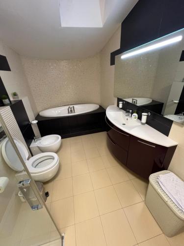 Apartment on Arkhipenka with Panorama View, Lviv (foto 10)