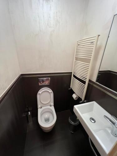 Apartment on Arkhipenka with Panorama View, Lviv (foto 11)