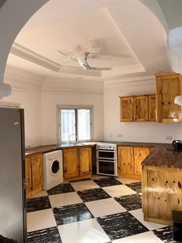 dapur, Yamzo's Apartments in Brufut