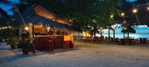 Bintan Brzee Beach in Bintan Island - Bungalow 5 in Teluk Bakau