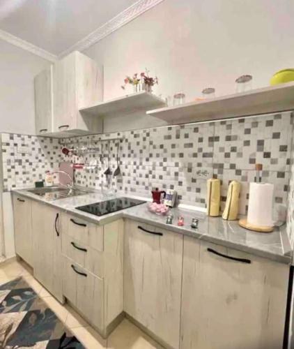 Nice central apartment in Tirana city, Tirana (photo 9)