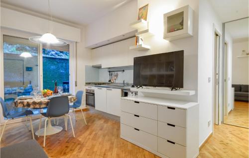 Cozy Apartment In Rapallo With Kitchen