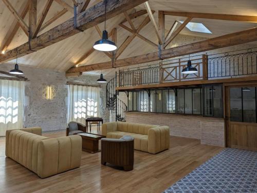 Appartement Jarnac, 4 pièces, 6 personnes - FR-1-653-246 (Maison lumineuse avec cuisine equipee, 3 chambres avec SDE & WC privatifs, garage et Wifi - Jarnac -) in Gondeville