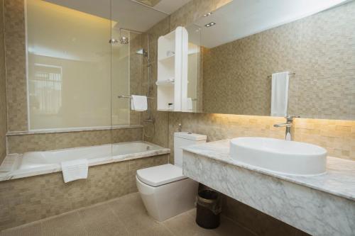 Three-Bedroom Apartment image 7