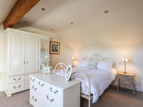 Cosy Barn - image 14