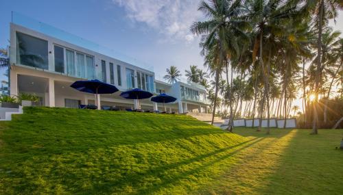 Weli Kasba - a 7-bedroom fully staffed beach villa