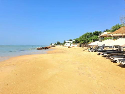 playa, En bord de mer VILLA Canara in Ngaparou