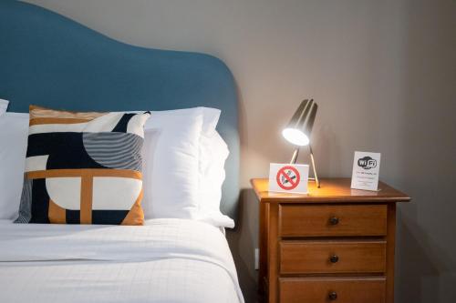casa mo room and suite – Palermo, CA