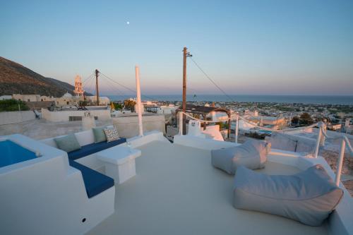 منظر, Santorini-treasures Rosemary villa traditional in امبوريو