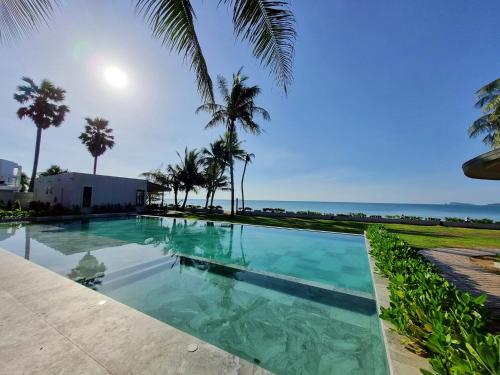 Rayong Chalet Hotel and Resort - 수영장