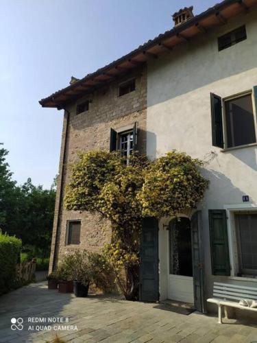 Stanza privata vicino a parma in casa rurale in 蒙泰基奧艾米利亞