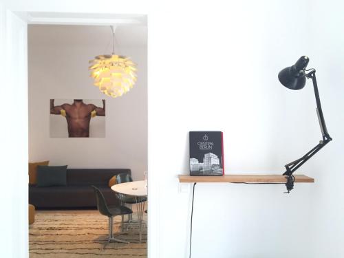 Luxury 2 Bedroom apartment in the heart of Mitte, Berlin, Berlin (photo 3)