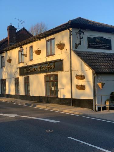 . The Swan Inn Salisbury