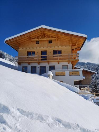  Ferienwohnung Gipfelblick, Pension in Weerberg