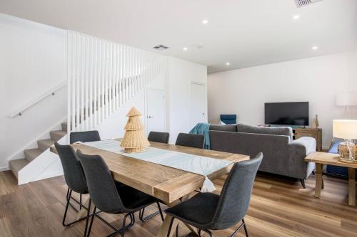 Saoire - Pet Friendly - 5 Mins Walk to Beach in 저비스 베이