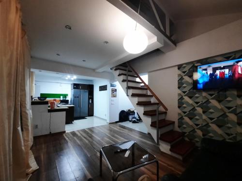 Apartament centru camera si living,4 persoane