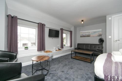 Pass the Keys Modern en-suite room in country PubRestaurant 4 Pass the Keys Modern en-suite room in country PubRestaurant 4