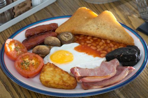 Pass the Keys Modern en-suite room in country PubRestaurant 4 Pass the Keys Modern en-suite room in country PubRestaurant 4