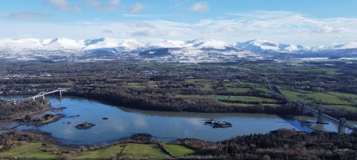 Pass the Keys Modern en-suite room in country PubRestaurant 4 Pass the Keys Modern en-suite room in country PubRestaurant 4