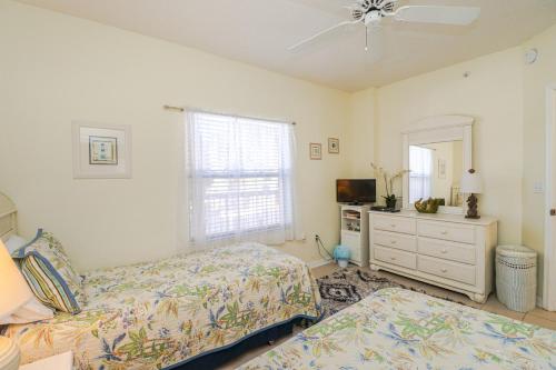 Ocean Village Club Q23 - image 31