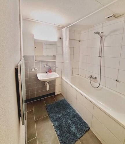 浴室, Höflihaus, Maienfeld (Hoflihaus, Maienfeld) in 蘭德誇特