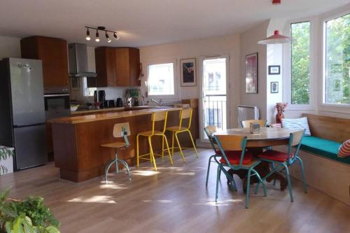 Grand appartement proche Paris - Location saisonnière - Romainville