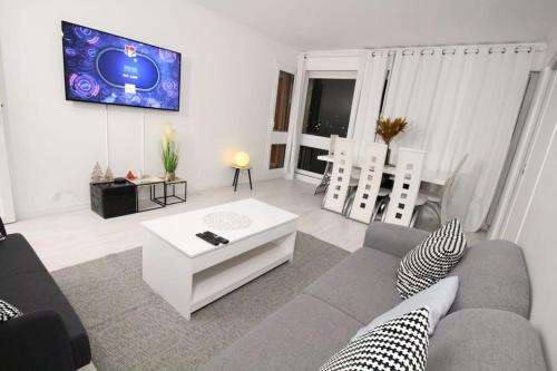 Bel appartement meublé 4 pièces - Location saisonnière - Ris-Orangis